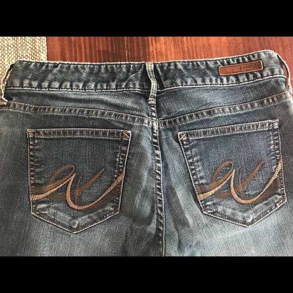 Express Barely Boot Zelda Ultra Low Rise Jeans - Picture 4 of 6